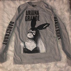 Ariana grande long sleeve concert shirt size small